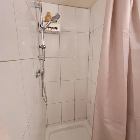 Апартаменты Double Climatise Avec Terrasse - Proche Tram & Centre Монпелье