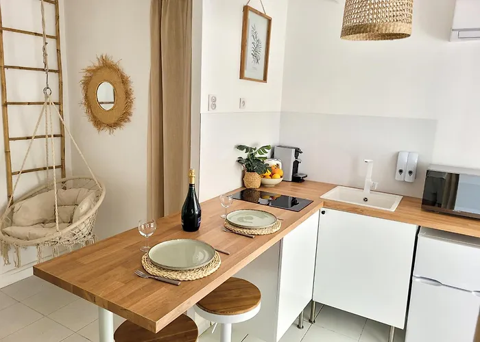 Double Climatise Avec Terrasse - Proche Tram & Centre * مونبيلييه