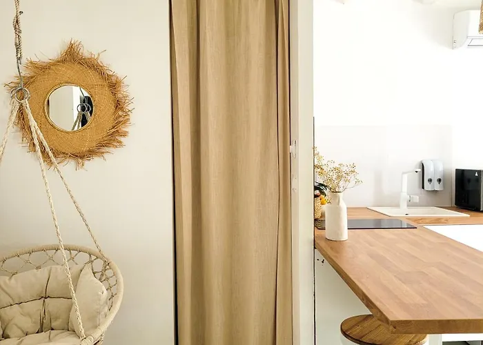 Double Climatise Avec Terrasse - Proche Tram & Centre *