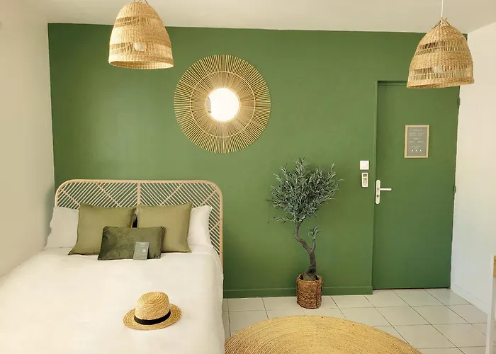 Double Climatise Avec Terrasse - Proche Tram & Centre